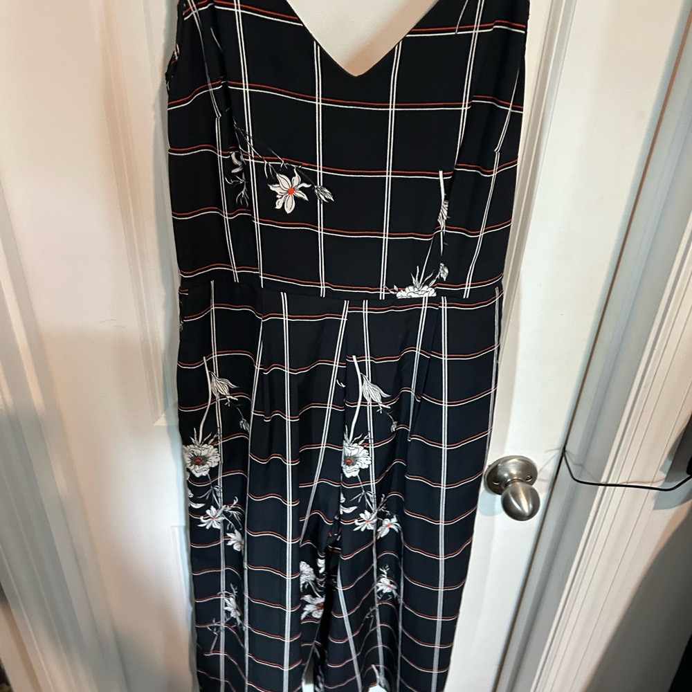 Elegant Floral Grid Jumpsuit - Black and White